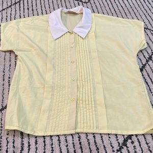 Vintage yellow pleated top